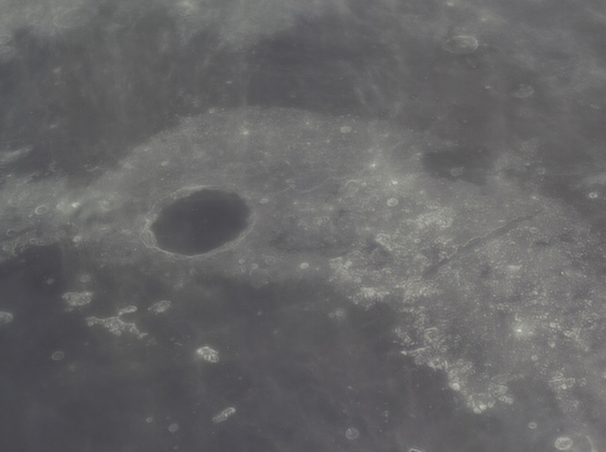 Plato und Montes Alpes