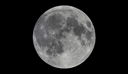 Vollmond im Perig&auml;um